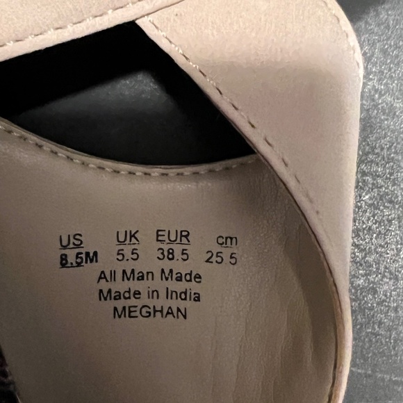 Naturalizer Megan Beige Snake Prink Fabric Sandals Women's 8.5M Comfor Slingback - Picture 7 of 7